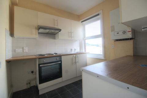 2 bedroom apartment to rent, Seaside, Eastbourne BN22