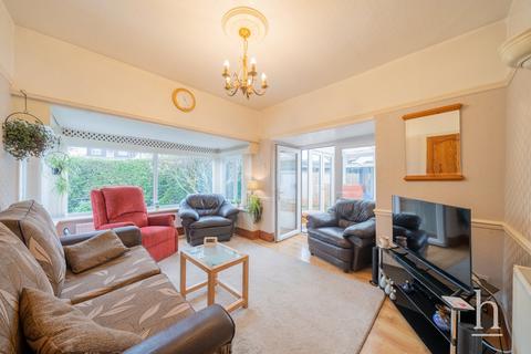 2 bedroom bungalow for sale, Hawthorne Drive, West Kirby CH48