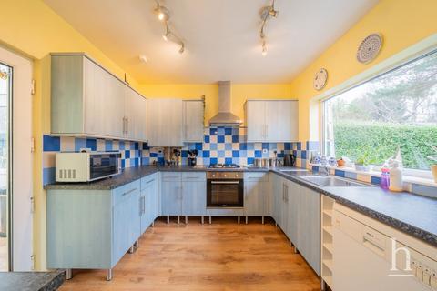 2 bedroom bungalow for sale, Hawthorn Drive, Wirral CH48