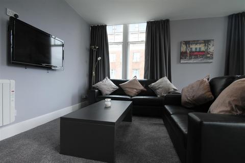 2 bedroom apartment to rent, Gallowgate Apartments, City Centre