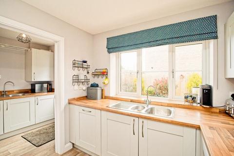 1 Harford Close, Rangeworthy, Bristol, BS37 7EY