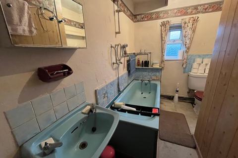 2 bedroom terraced house for sale, Halliwell Road, Bolton, BL1