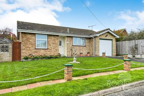 2 bedroom bungalow for sale, Hurstwood Close, West Sussex TN40