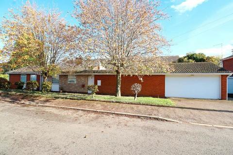 3 bedroom bungalow for sale, Grange Avenue, Leicester Forest East, Leicester, Leicestershire, LE3 3HR