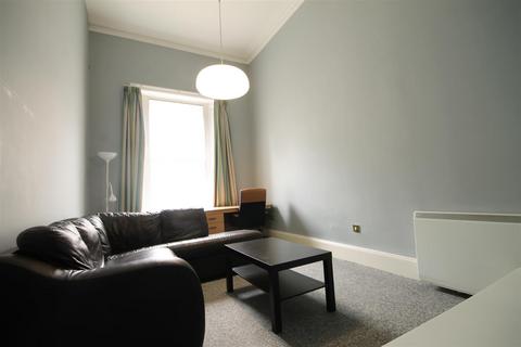 2 bedroom apartment to rent, Erskine Chambers City Centre