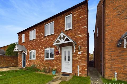 2 bedroom house for sale, Cabin Lane, Oswestry