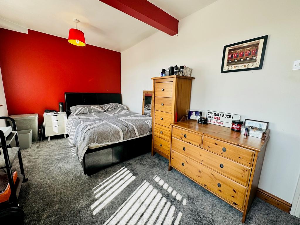 BED 3 2.jpg