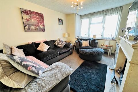 4 bedroom semi-detached house for sale, Dene Brow, Denton, Manchester