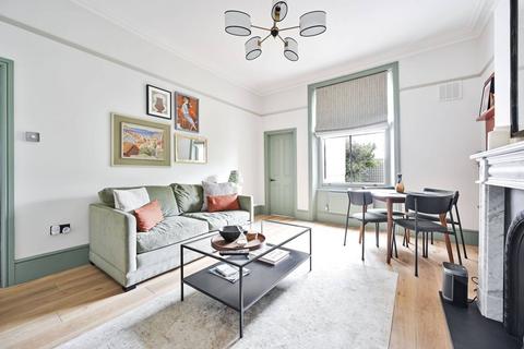 Eardley Crescent, Earls Court, London, SW5