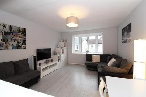 2 bedroom apartment for sale, Lind Road, Sutton