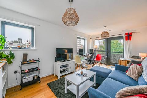 2 bedroom flat for sale, Coade Court, Paradise Road, Clapham, London, SW4