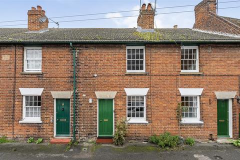 3 bedroom terraced house for sale, The Street, Canterbury CT3