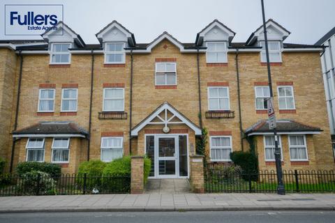 1 bedroom flat to rent, Genotin Road, Enfield EN1