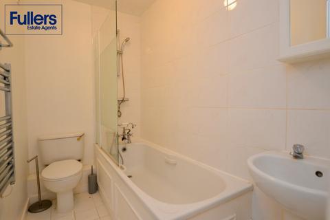 1 bedroom flat to rent, Genotin Road, Enfield EN1