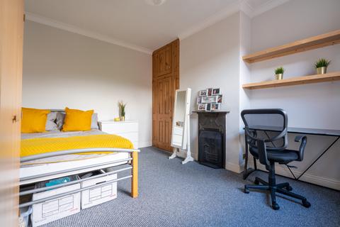 6 bedroom terraced house to rent, Richmond Road - Student House - 26/27