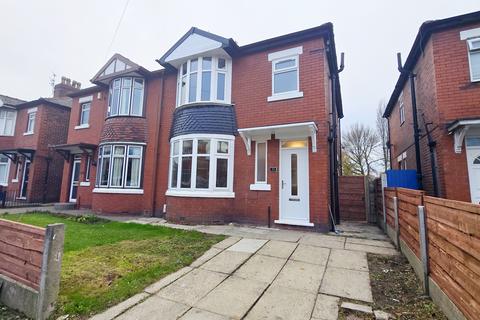 3 bedroom semi-detached house for sale, Hillcrest Drive, Levenshulme