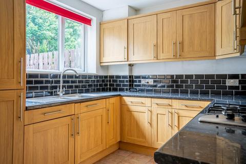 2 bedroom terraced house to rent, Chapelfields Road, York