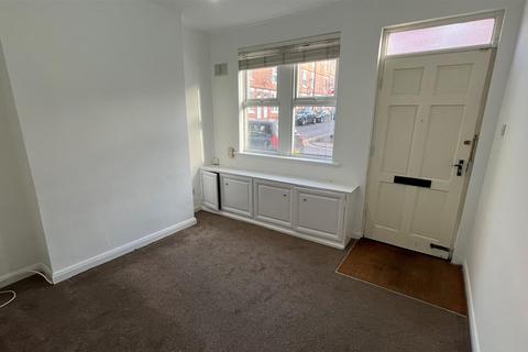 2 bedroom terraced house to rent, Woodville Road, Nottingham