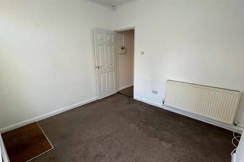 2 bedroom terraced house to rent, Woodville Road, Nottingham