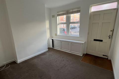 2 bedroom terraced house to rent, Woodville Road, Nottingham