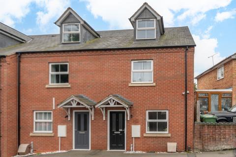 3 bedroom end of terrace house for sale, Redditch Road, Studley, Warwickshire, B80