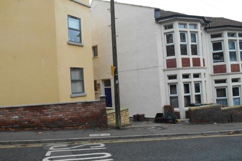 7 bedroom end of terrace house to rent, Horfield Road, Bristol BS2