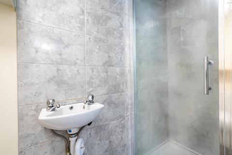 undefined, Victoria Terrace - Student House - 26/27