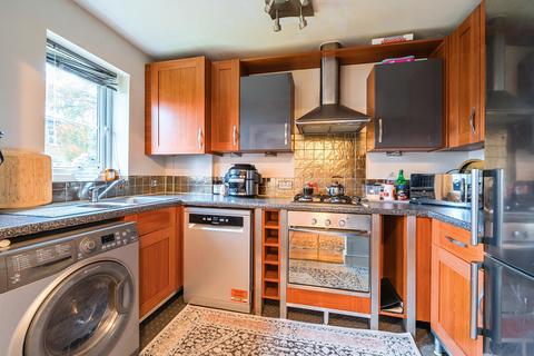 8 Romside Place, Romford, RM7 7EE
