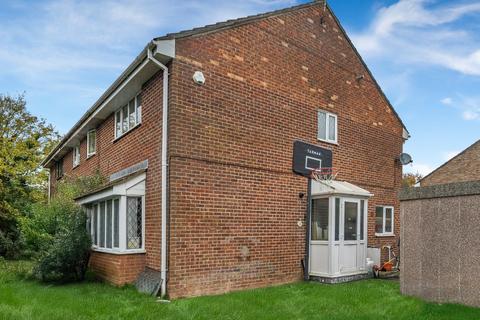 4 bedroom terraced house for sale, Selwyn Gardens, Hampshire SO50