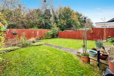 28 Rudmore Park, Bath, BA1 3JA
