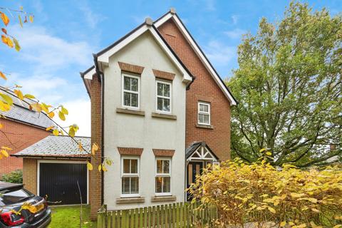 3 bedroom detached house for sale, Furley Close, Ashford, Kent