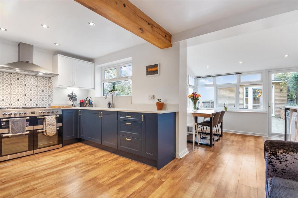 Bespoke open plan kitchen