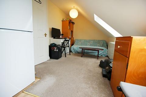 1 bedroom apartment to rent, Kenton Road, Harrow, HA3