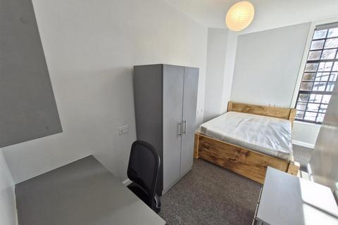 10 bedroom flat to rent, £150PPPW WITH BILLS - 10 BED APARTMENT NG3 1JE