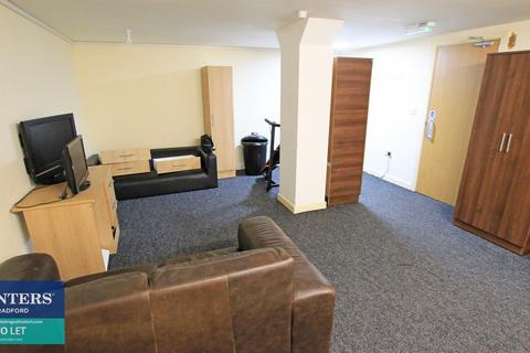 1 bedroom in a house share to rent, Grand Mill, 132 Sunbridge Road, Bradford, BD1