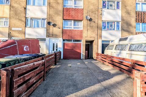 3 bedroom terraced house for sale, Bardon Court, South Shields, NE34