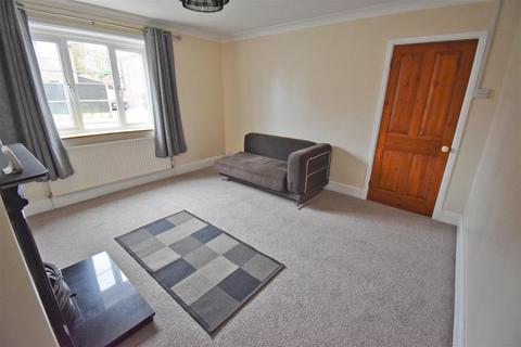 3 bedroom terraced house to rent, Station Road, North Walsham