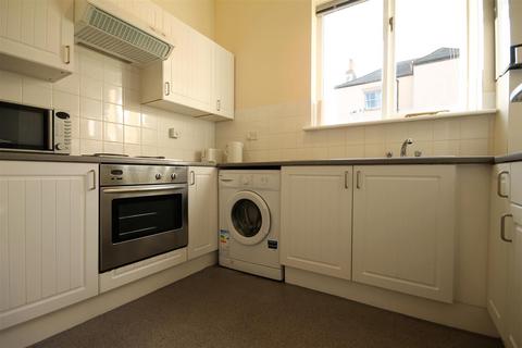 2 bedroom apartment to rent, Westgate Road, City Centre