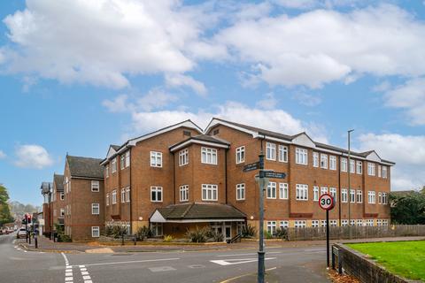 2 bedroom flat for sale, Bell Street, Reigate RH2