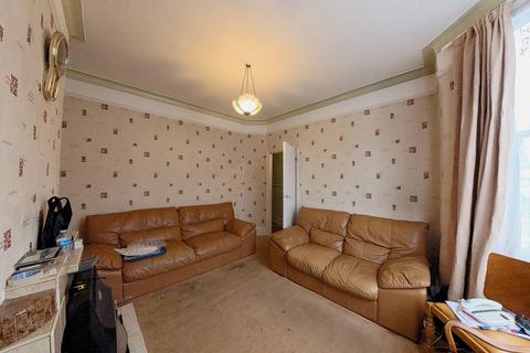 3 bedroom terraced house for sale, Park Avenue, Barking IG11