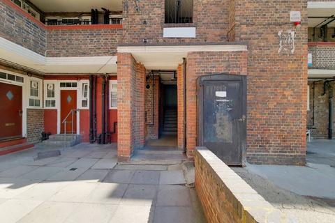 3 bedroom flat for sale, Falmouth Road, Elephant and Castle, London, SE1