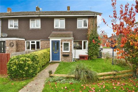 3 bedroom end of terrace house for sale, Gurnays Mead, West Wellow, Romsey, Hampshire