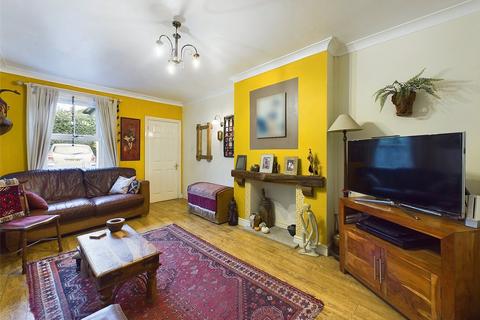 undefined, Green Lane, Hucclecote, Gloucester, Gloucestershire, GL3