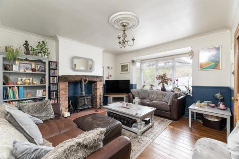 4 bedroom semi-detached house for sale, Belmont Avenue, Otley LS21