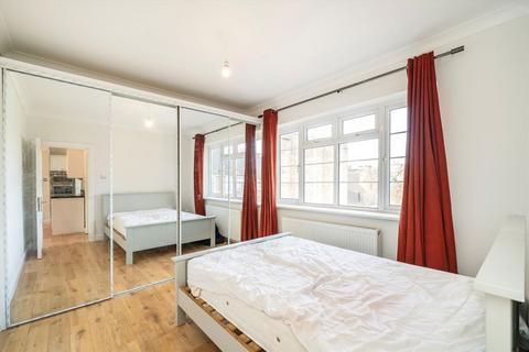 undefined, Pitshanger Lane, London W5