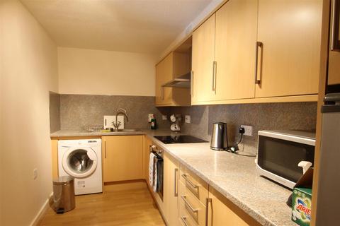 2 bedroom apartment to rent, The Chare, City Centre