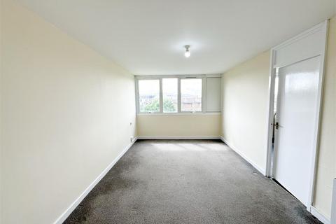 2 bedroom apartment to rent, Melbourne Court, City Centre