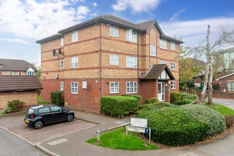 1 bedroom ground floor flat for sale, St. Edmund's Road, Dartford, Kent