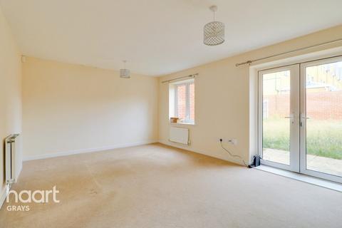 3 bedroom link detached house for sale, Wood View, Grays