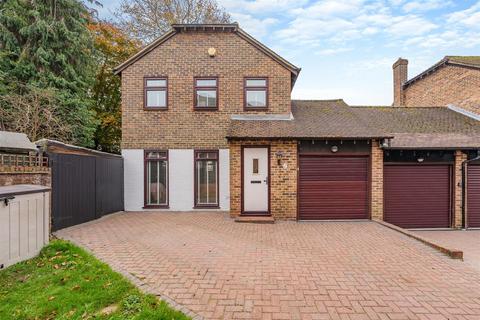 3 bedroom detached house for sale, Porchester Close, Maidstone